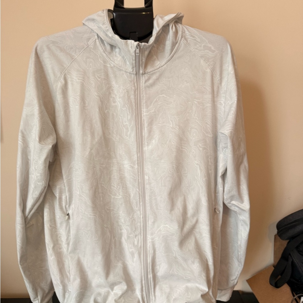 Uniqlo Light Gray Hooded Windbreaker UV  protection